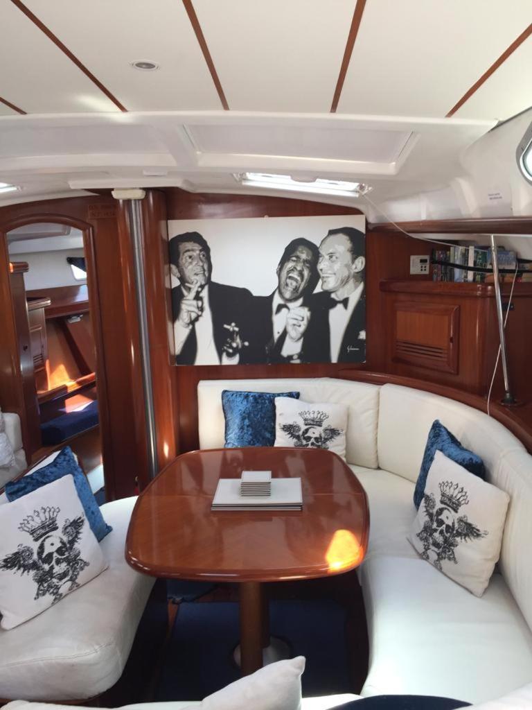 Luxury Yacht Stay "White Dove" Sleeps 6 Gibraltar Exterior foto